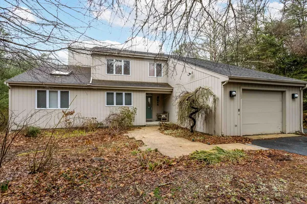 $779,900 | 303 Turtleback Road, Marstons Mills, MA 02648