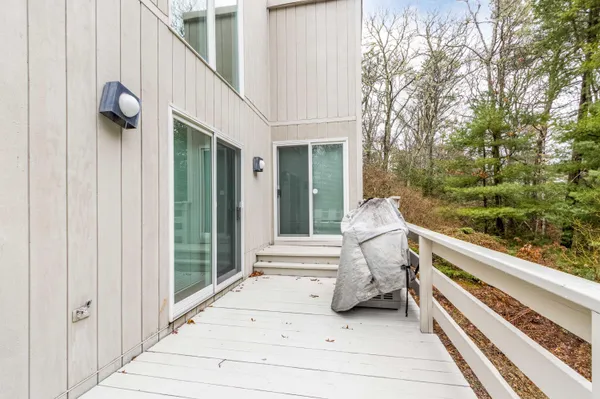 $779,900 | 303 Turtleback Road, Marstons Mills, MA 02648