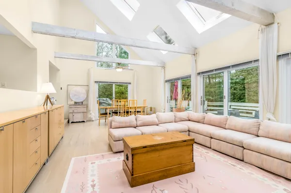 $779,900 | 303 Turtleback Road, Marstons Mills, MA 02648