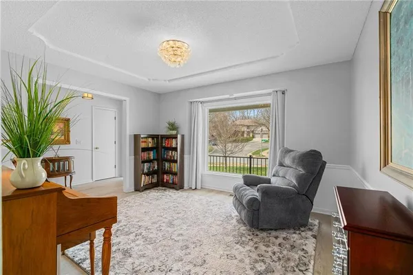 $535,000 | 7623 Slater Street, Overland Park, KS 66204
