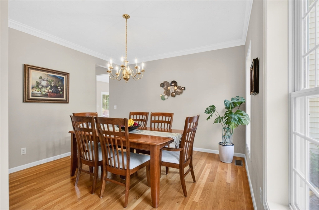 23 Tumble Road Bedford, NH 03110 - Photo 5 of 24