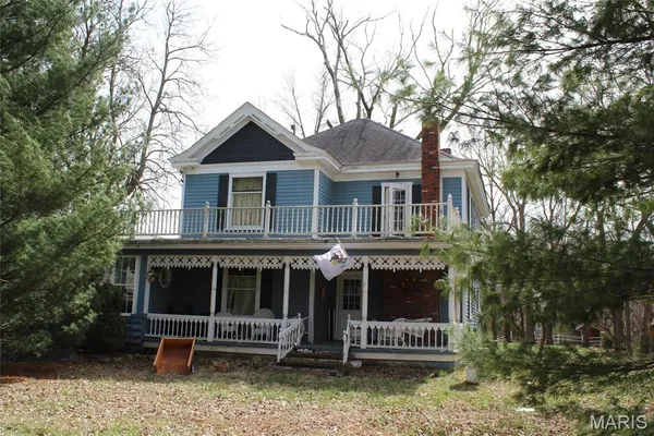 $225,000 | 877 East Airline Drive, East Alton, IL 62024