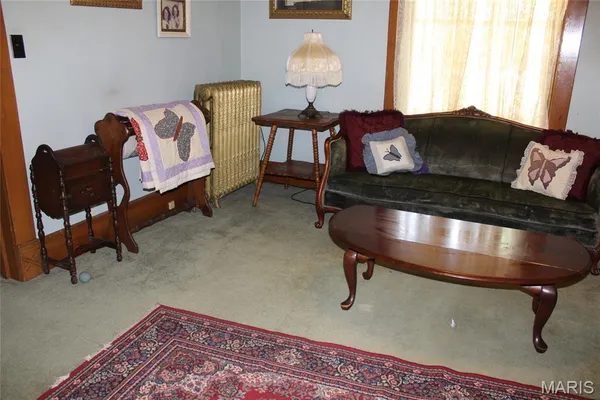 $225,000 | 877 East Airline Drive, East Alton, IL 62024