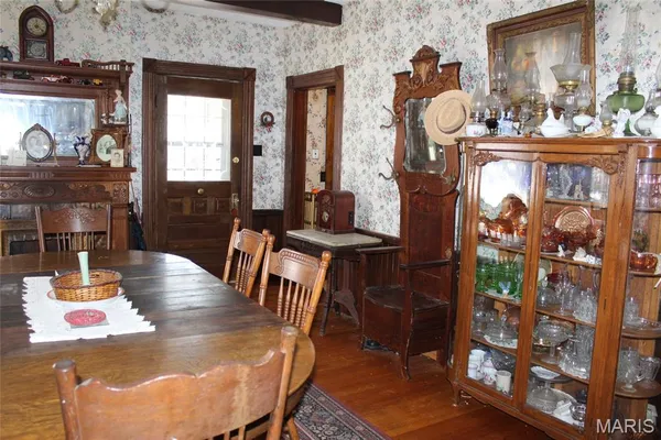 $225,000 | 877 East Airline Drive, East Alton, IL 62024