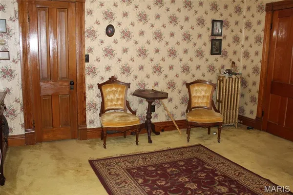 $225,000 | 877 East Airline Drive, East Alton, IL 62024