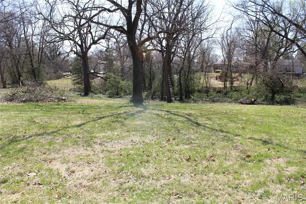 $225,000 | 877 East Airline Drive, East Alton, IL 62024