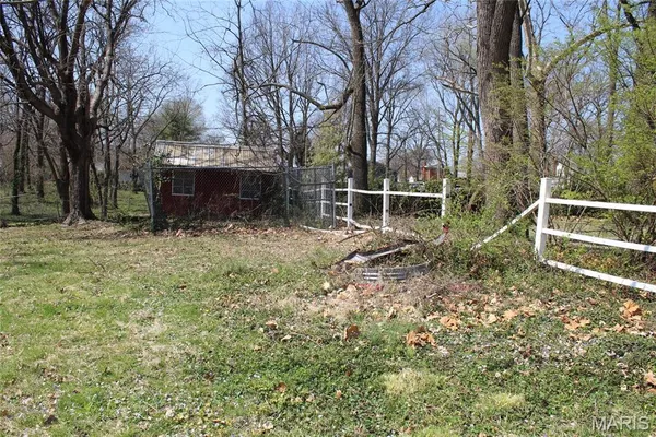 $225,000 | 877 East Airline Drive, East Alton, IL 62024