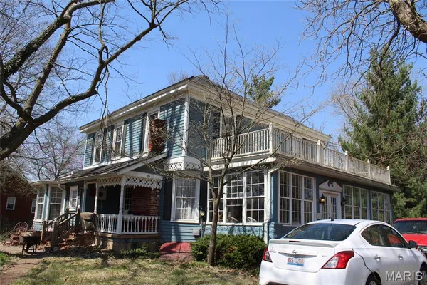 $225,000 | 877 East Airline Drive, East Alton, IL 62024