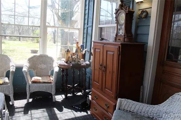 $225,000 | 877 East Airline Drive, East Alton, IL 62024