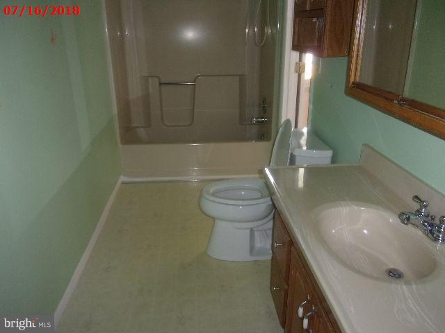 2810 Cedarhurst Road Finksburg, MD 21048 - Photo 6 of 12 Bath