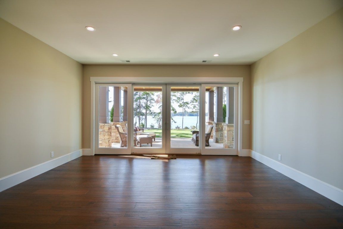 746 Navigator's Point Seneca, SC 29672 - Photo 25 of 36 Gallery Image 25