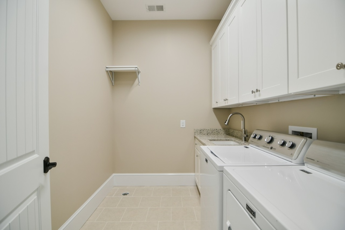 746 Navigator's Point Seneca, SC 29672 - Photo 30 of 36 Gallery Image 30