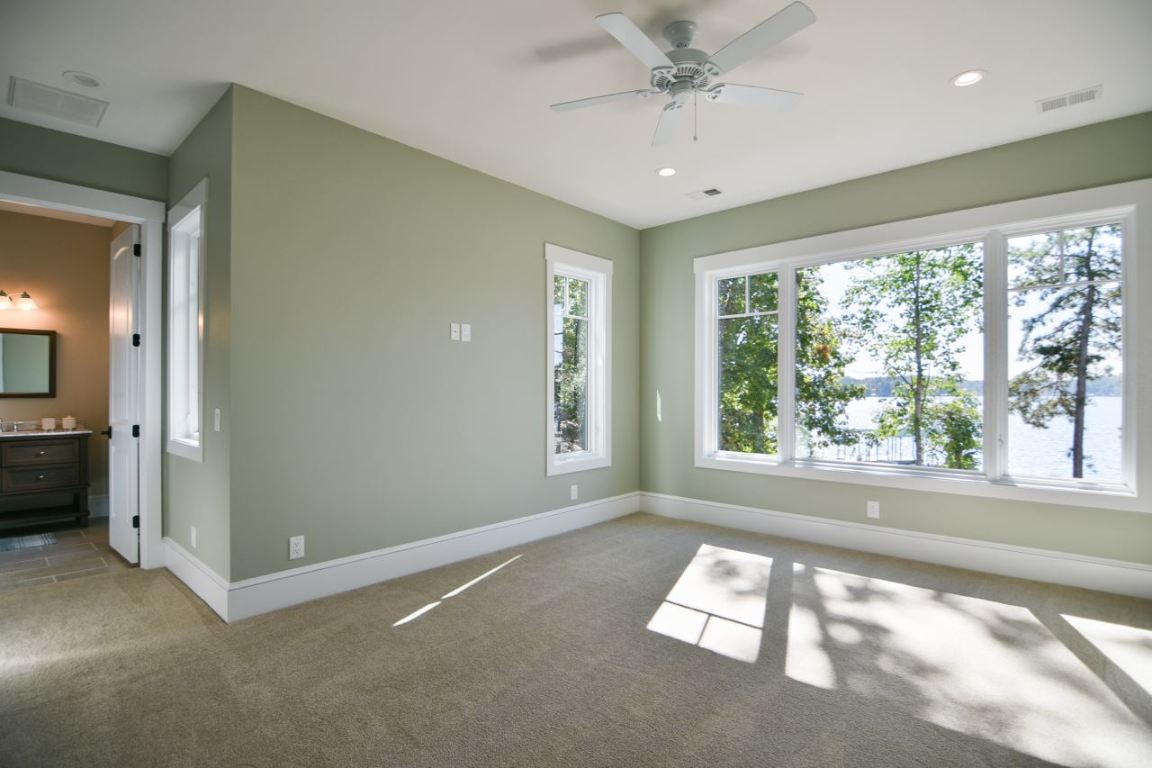746 Navigator's Point Seneca, SC 29672 - Photo 31 of 36 Gallery Image 31