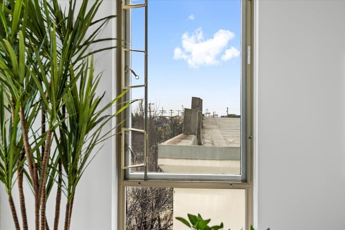 1201 Pine Street, Unit 365 Oakland, CA 94607 - Photo 11 of 33