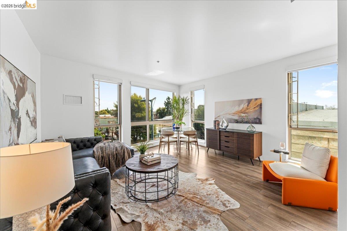 1201 Pine Street, Unit 365 Oakland, CA 94607 - Photo 7 of 33