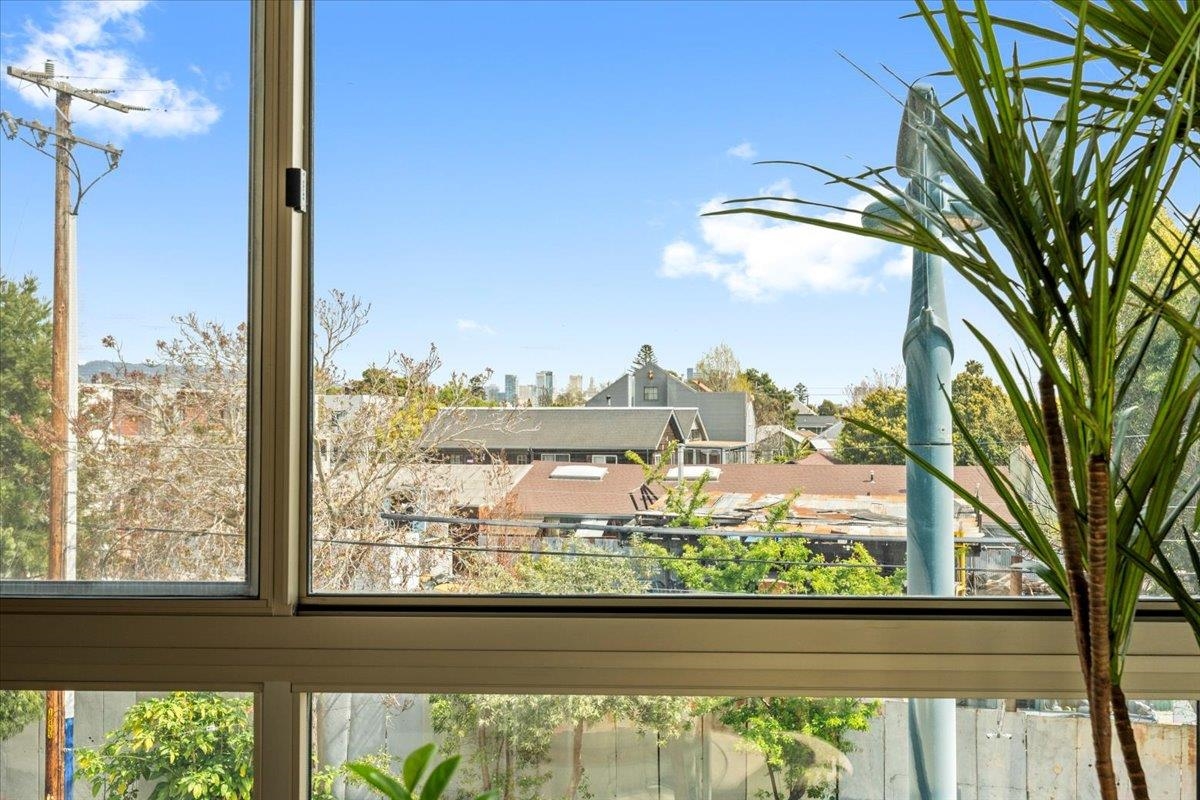 1201 Pine Street, Unit 365 Oakland, CA 94607 - Photo 10 of 33 a view of a balcony with an outdoor space