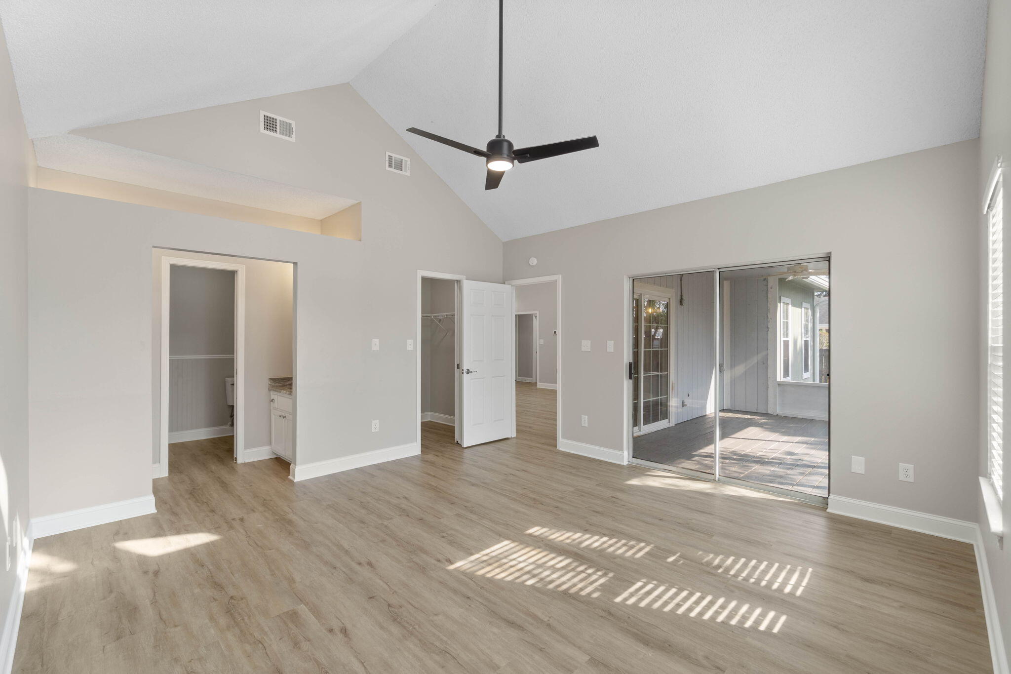 2253 Fulva Drive Navarre, FL 32566 - Photo 9 of 24
