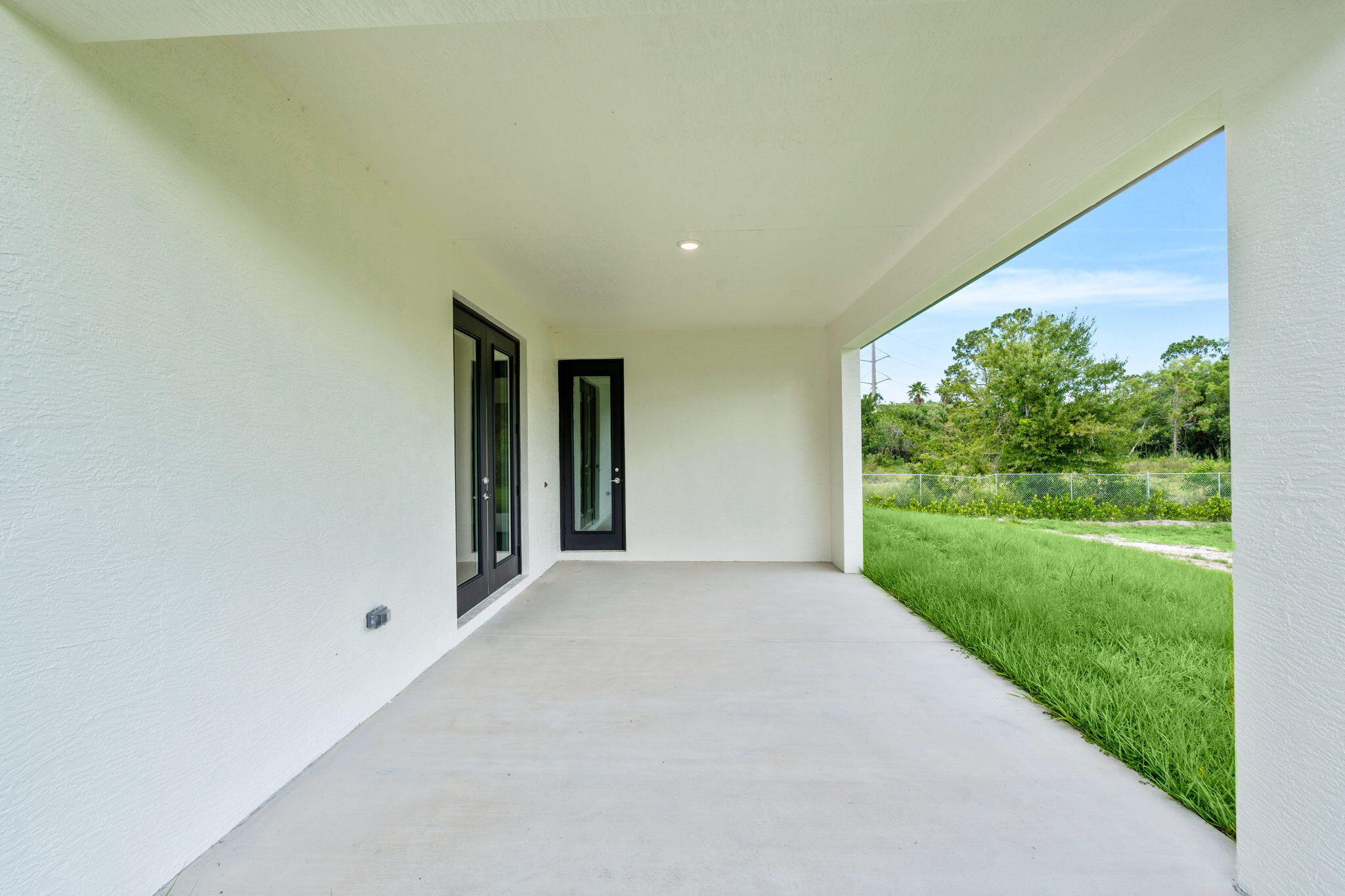 11299 42nd Road North Royal Palm Beach, FL 33411 - Photo 36 of 50 Covered Patio