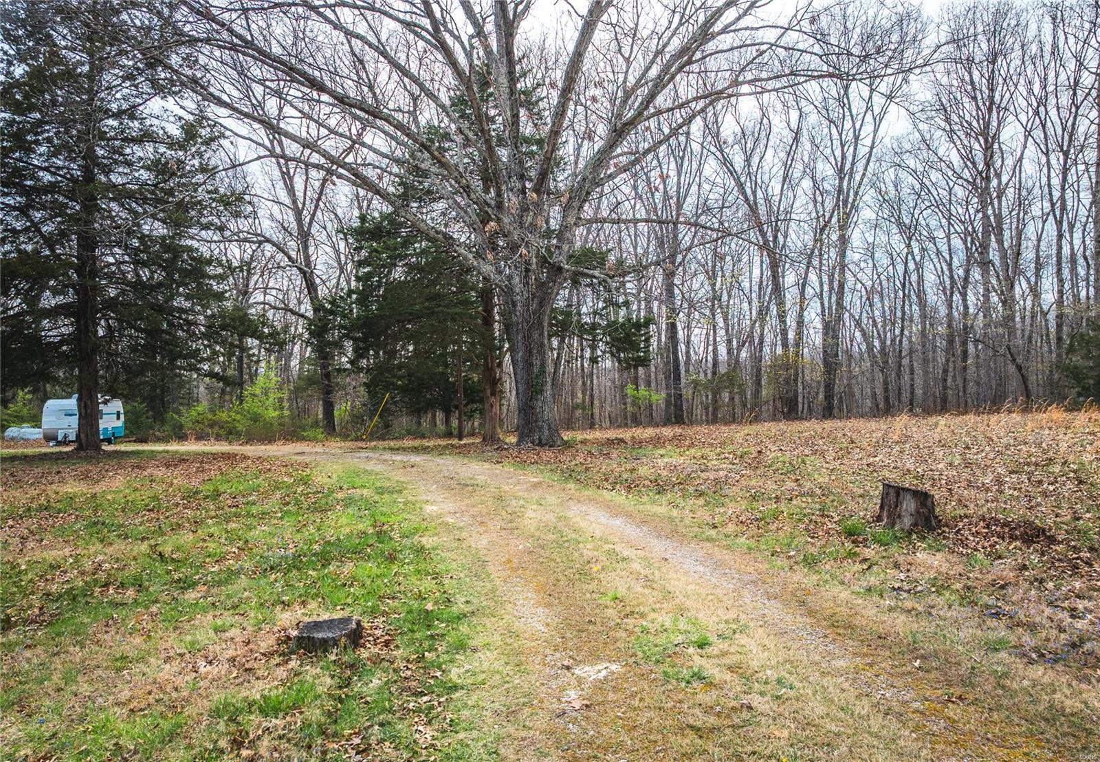 590 Plum Tree Road Bourbon, MO 65441 - Photo 16 of 21