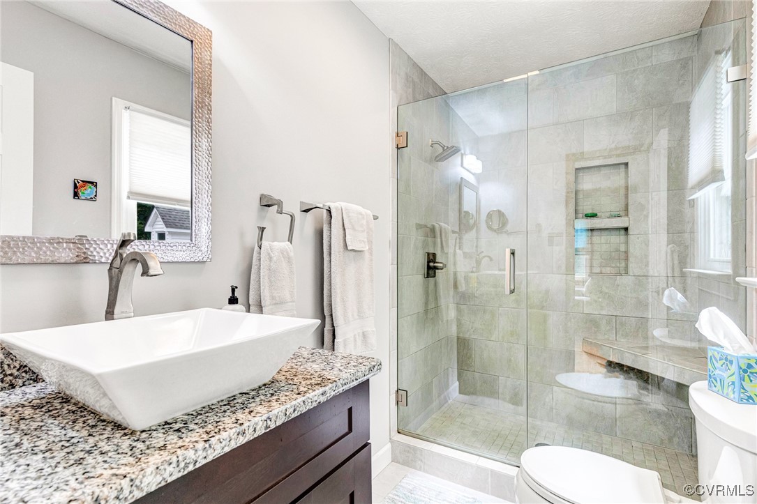 11384 Georgetown Road Mechanicsville, VA 23116 - Photo 28 of 49 Large ceramic tile shower with frameless door. New