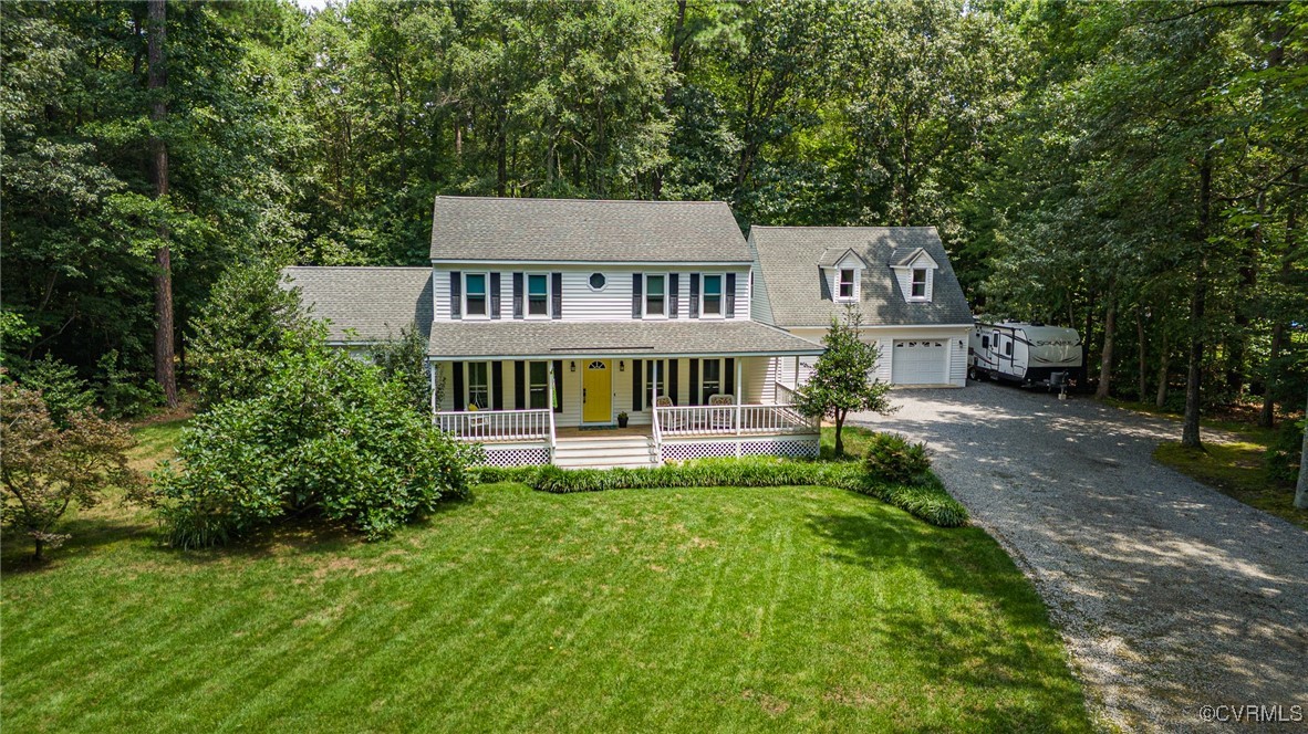 11384 Georgetown Road Mechanicsville, VA 23116 - Photo 3 of 49 View of front of house featuring asphalt driveway,