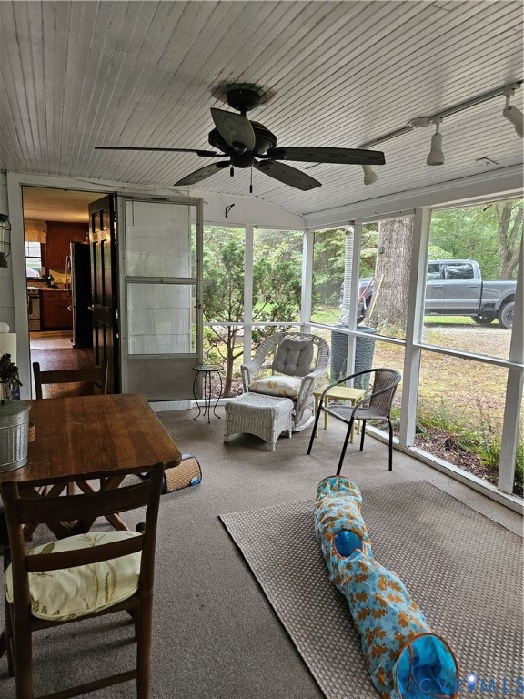 12262 Welling Hall Road Doswell, VA 23047 - Photo 29 of 42 a living room with furniture and a large window