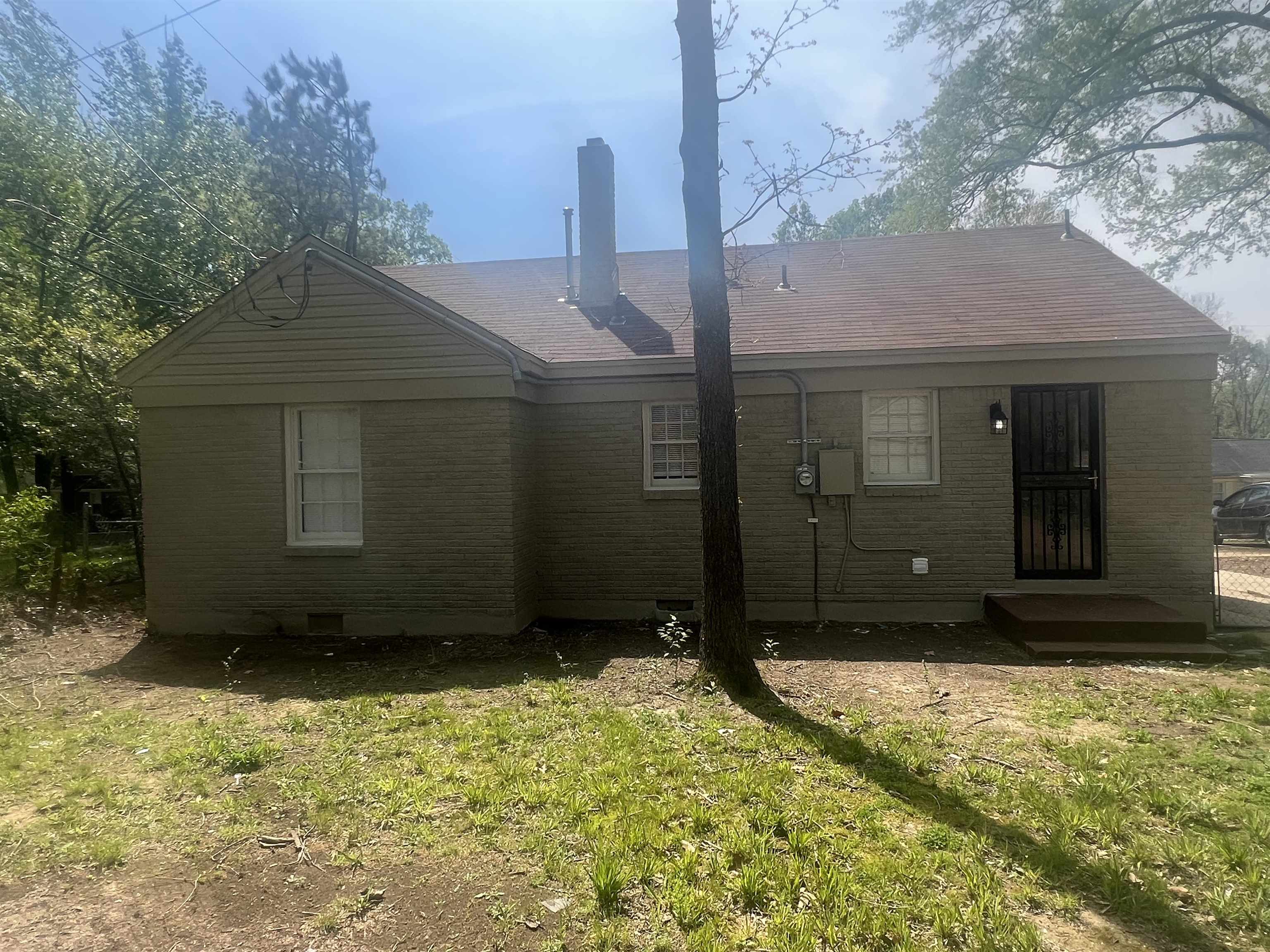 3578 Carrington Road Memphis, TN 38111 - Photo 11 of 11 a view of a small house