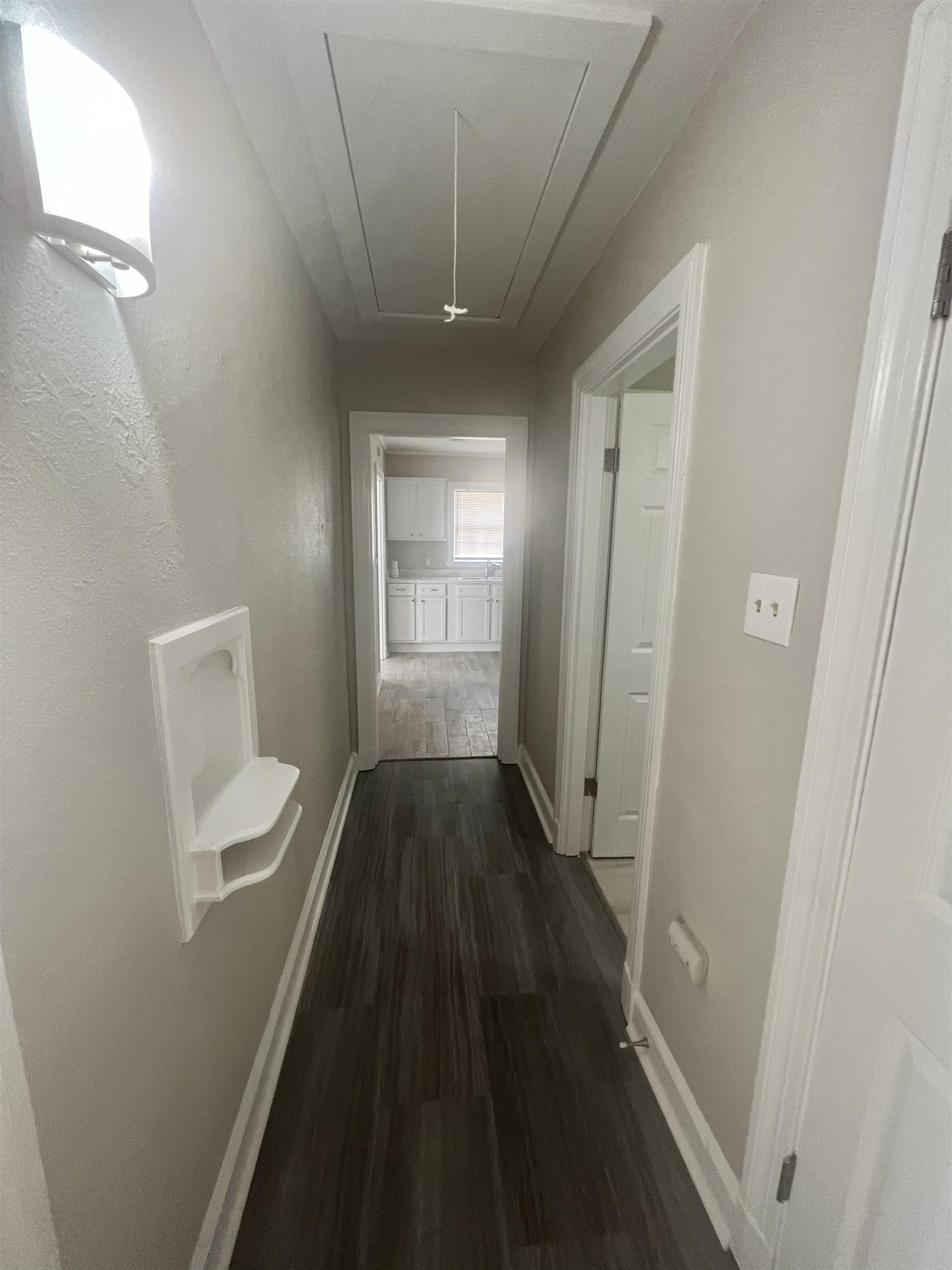 3578 Carrington Road Memphis, TN 38111 - Photo 3 of 11 a view of a hallway
