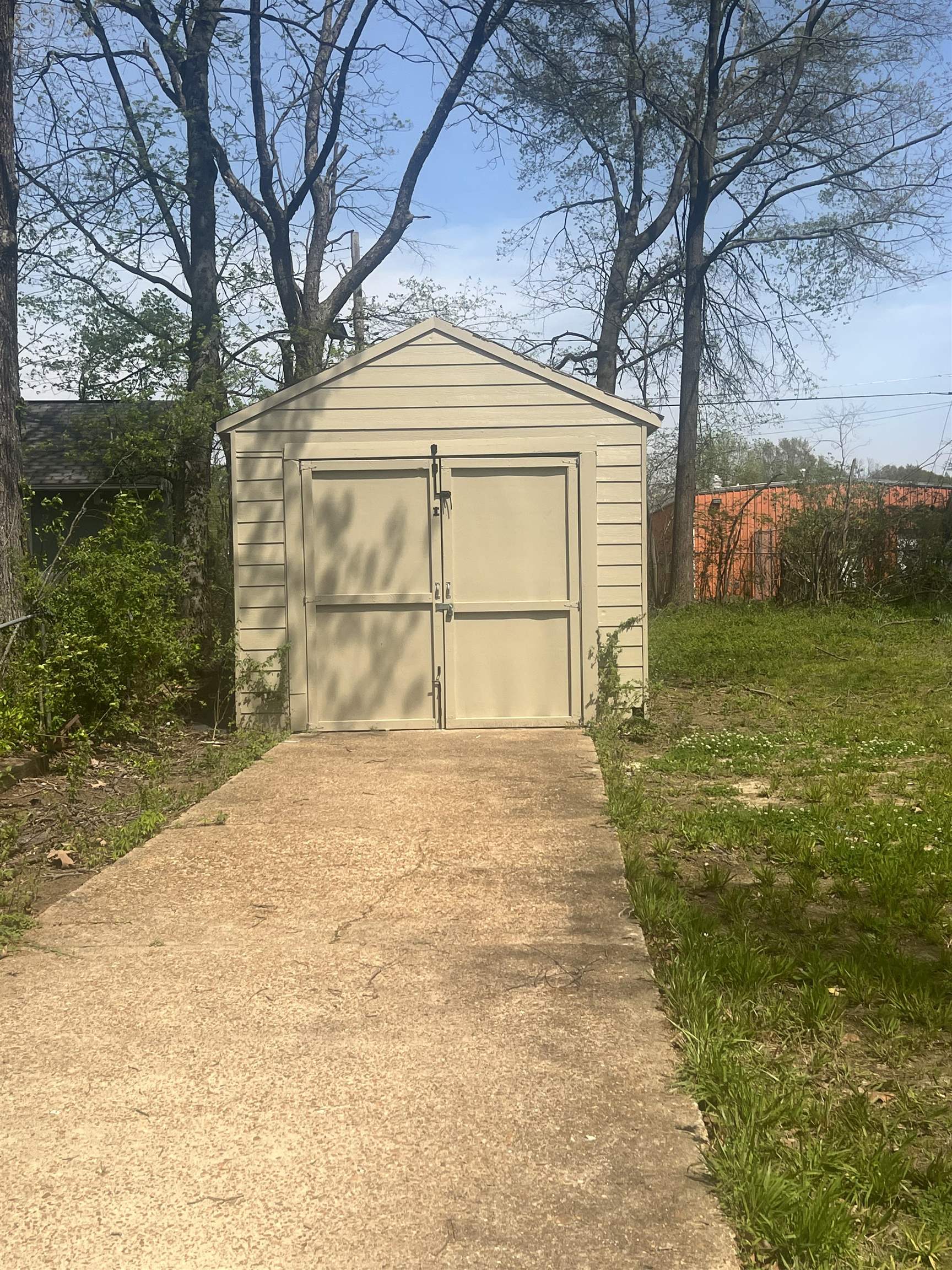 3578 Carrington Road Memphis, TN 38111 - Photo 10 of 11 a view of a backyard