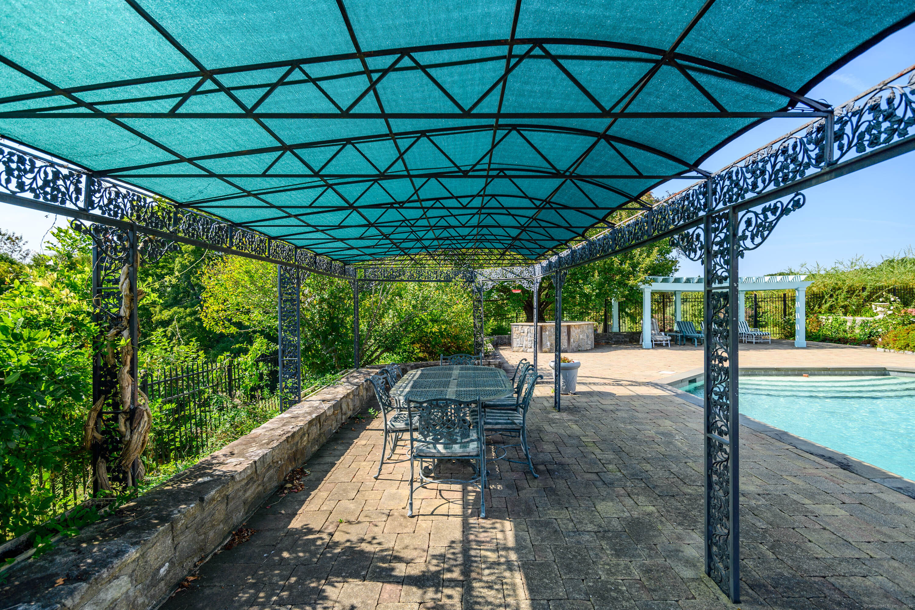 49 Great Ring Road Newtown, CT 06482 - Photo 27 of 40 a outdoor view with a sitting space