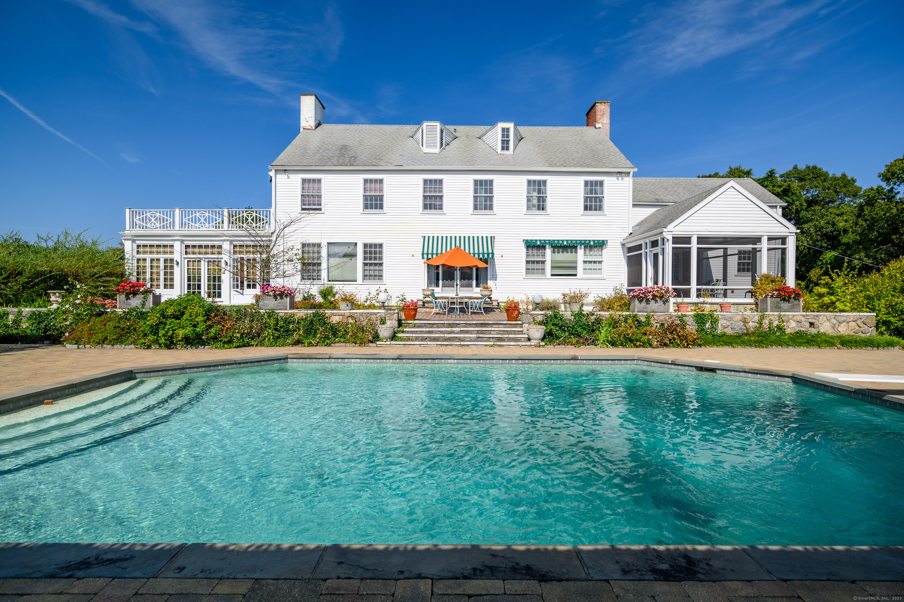 49 Great Ring Road Newtown, CT 06482 - Photo 7 of 40 a front view of a house with garden