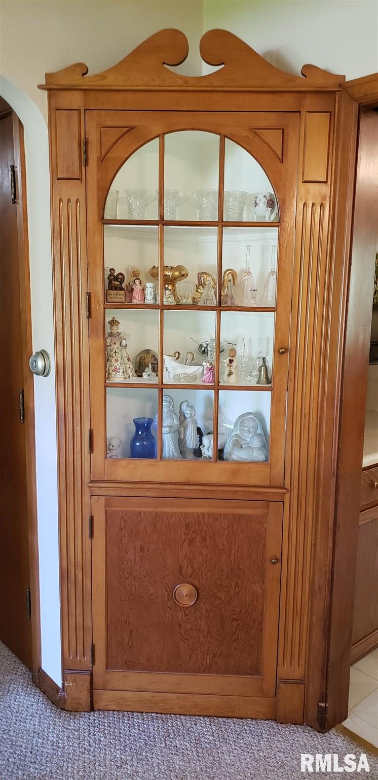 4501 Jersey Ridge Road Davenport, IA 52807 - Photo 8 of 19 Gallery Image 8