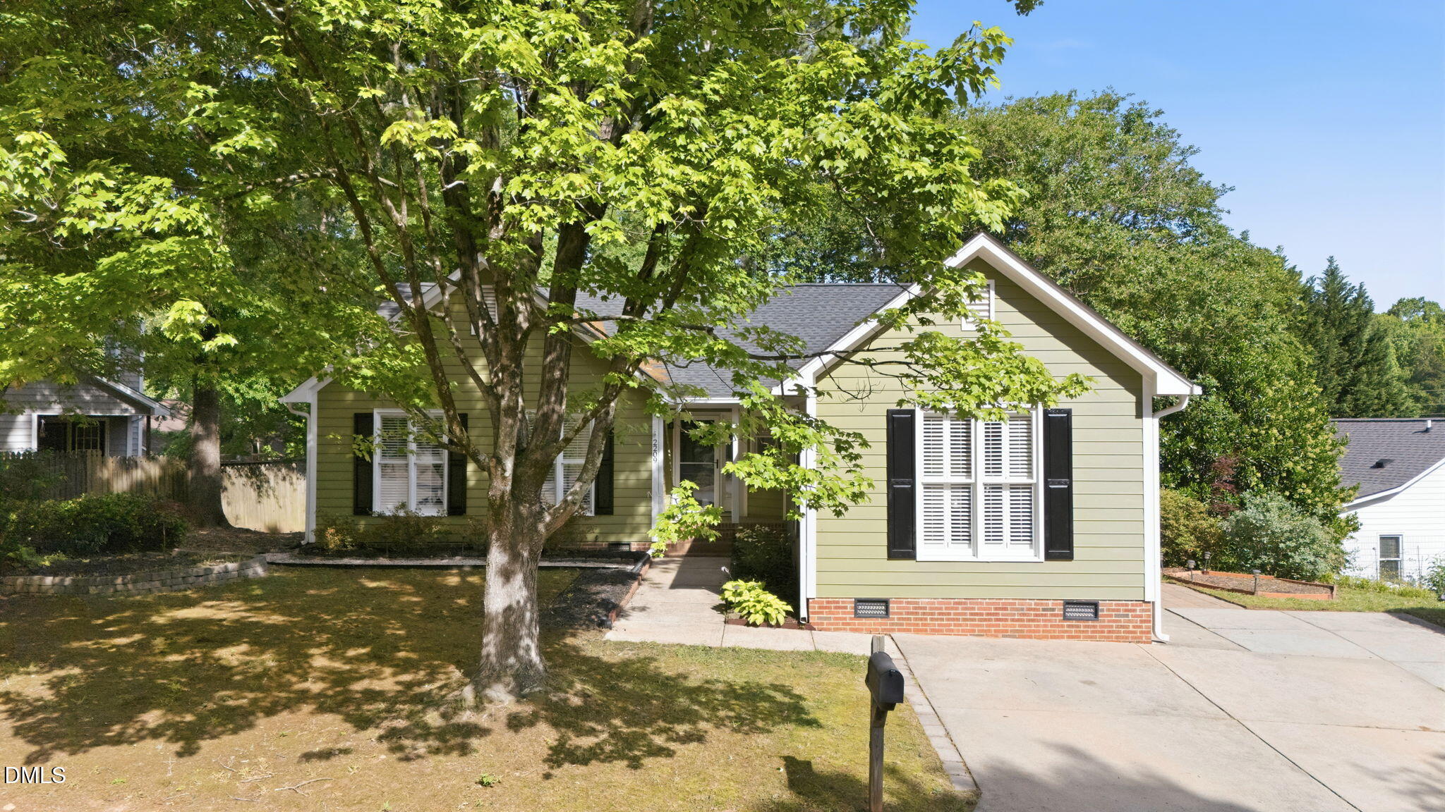 2209 Leadenhall Way Raleigh, NC 27603 - Photo 3 of 51 Gallery Image 3