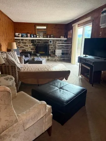 $995,000 | 910 Mercer Avenue, Ojai, CA 93023