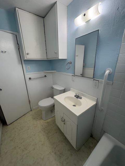910 Mercer Avenue Ojai, CA 93023 - Photo 13 of 21 a bathroom with a sink a toilet and mirror