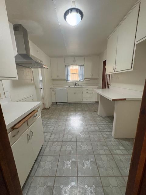 910 Mercer Avenue Ojai, CA 93023 - Photo 10 of 21 a kitchen with a cabinets and window