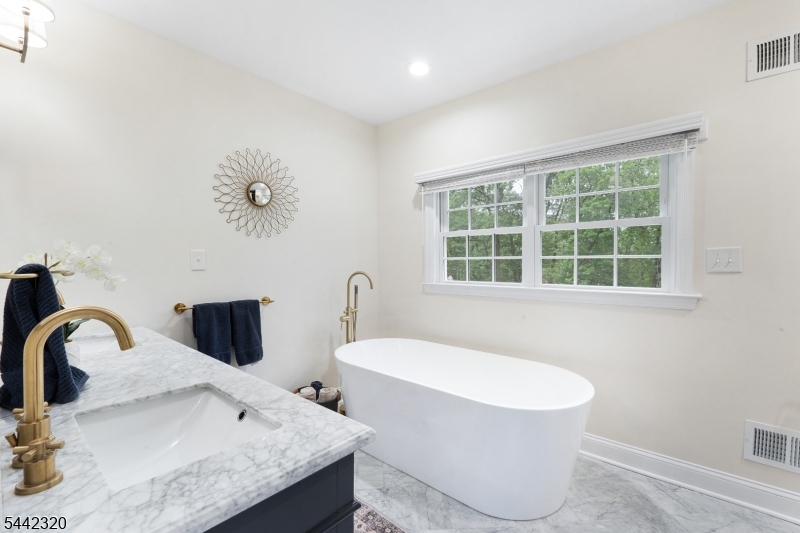 14 Calais Road Randolph, NJ 07869 - Photo 15 of 27