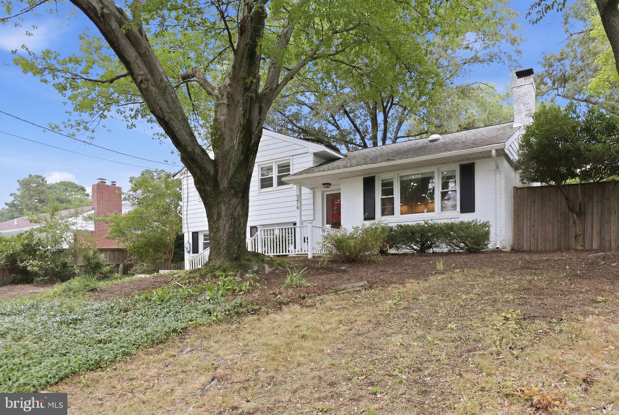 5419 Charlottesville Road Springfield, VA 22151 - Photo 3 of 40