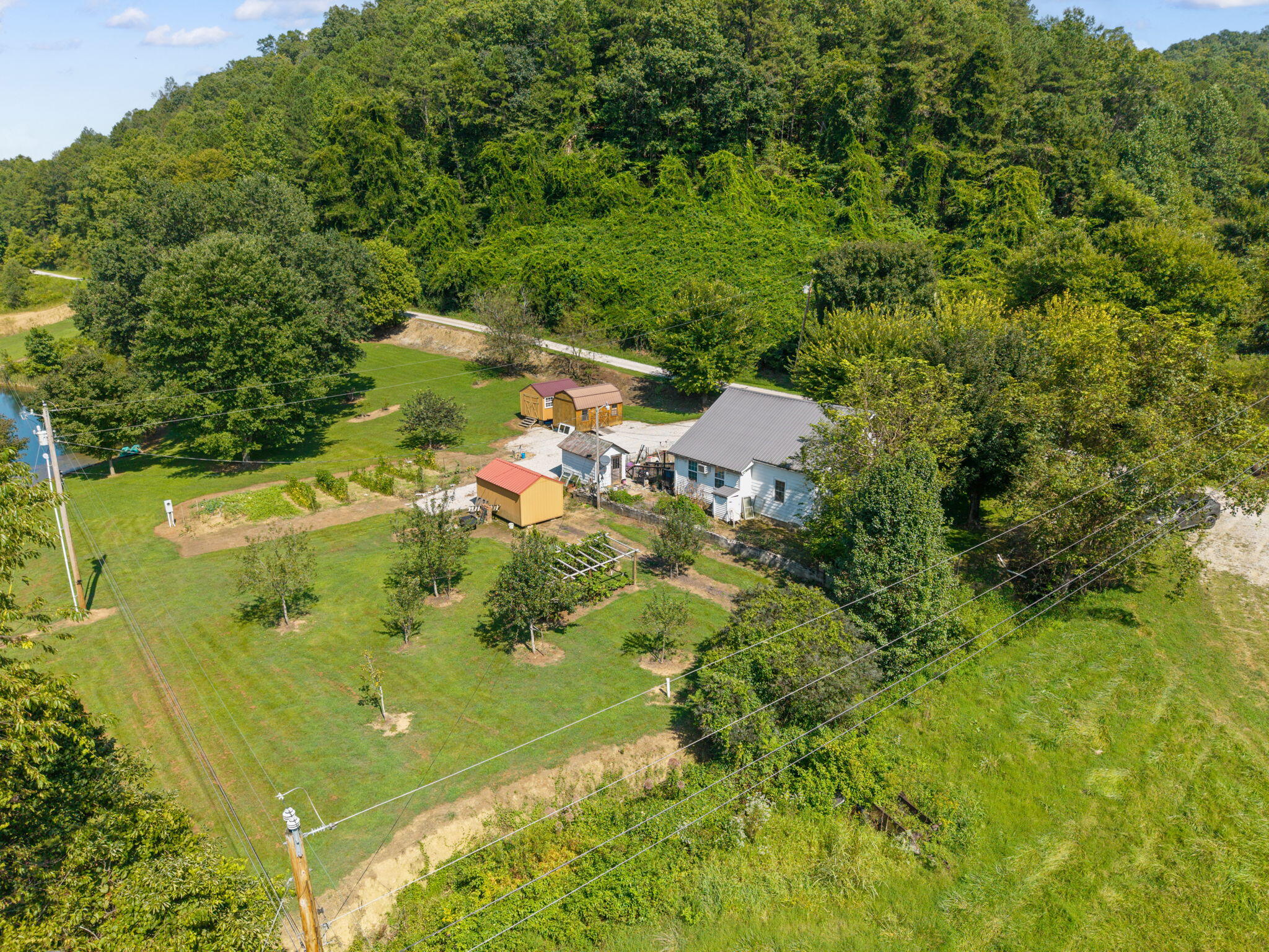 2775 North Ponder Branch Road Manchester, KY 40962 - Photo 36 of 48 IMG_8895