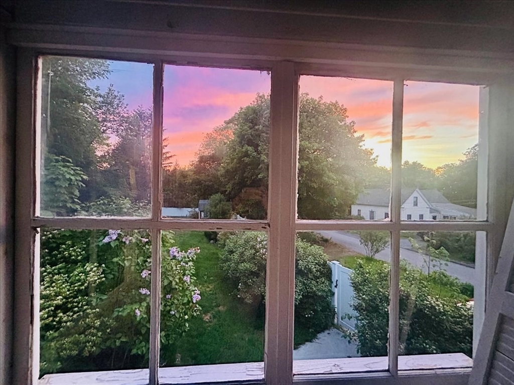 19 West Elm Street Townsend, MA 01474 - Photo 10 of 35