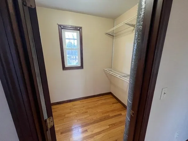 $2,800 | 1657 Meridian Street, Unit 1, Fall River, MA 02720