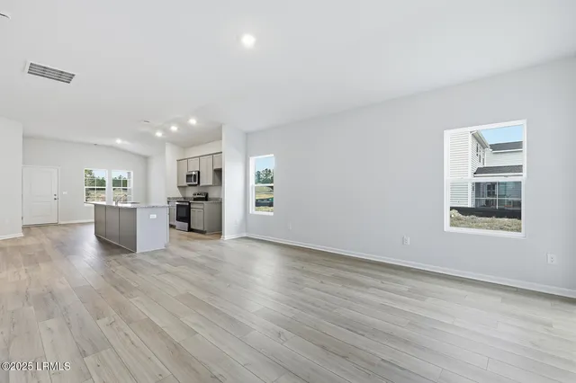 $309,900 | 54 Concourse Drive, Ridgeland, SC 29936