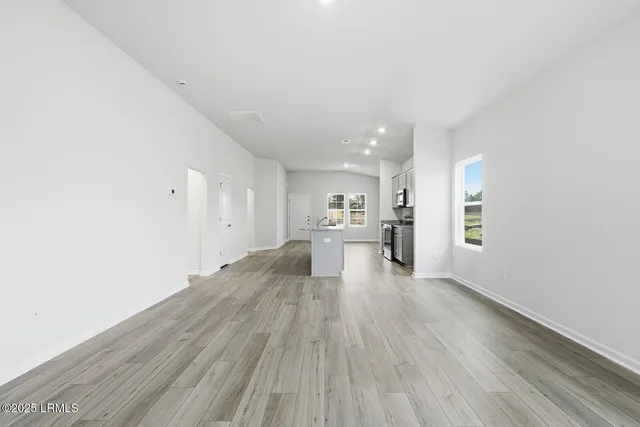 $309,900 | 54 Concourse Drive, Ridgeland, SC 29936