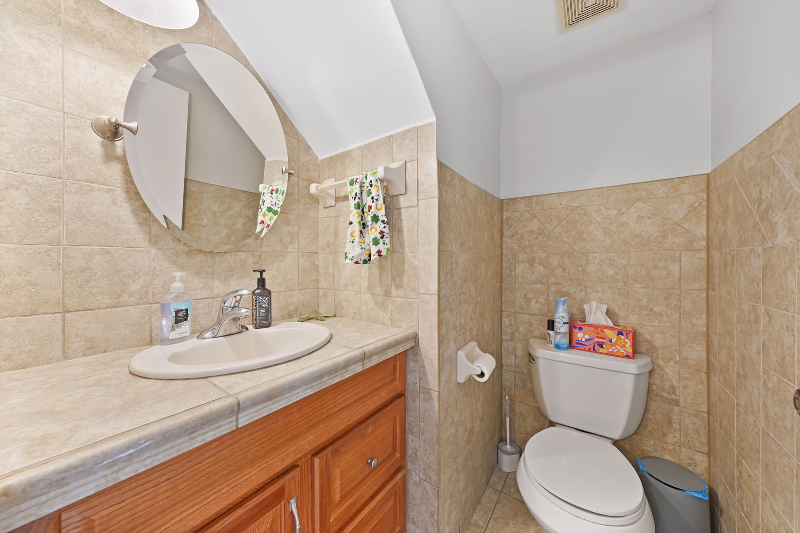 565 Edgebrook Court Carol Stream, IL 60188 - Photo 14 of 23