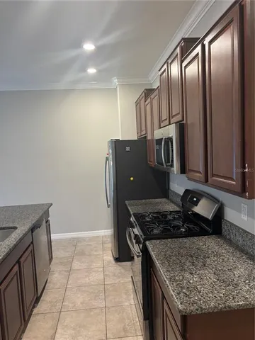 $2,075 | 16904 Storyline Drive, Land O Lakes, FL 34638