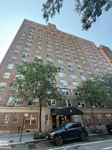 $699,000 | 2 Horatio Street, Unit 4B | West Village