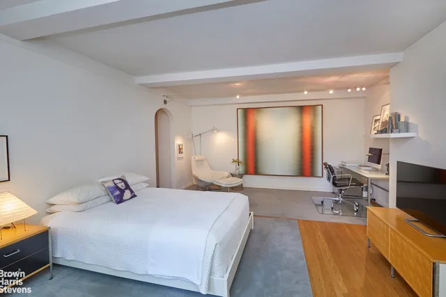 $699,000 | 2 Horatio Street, Unit 4B | West Village