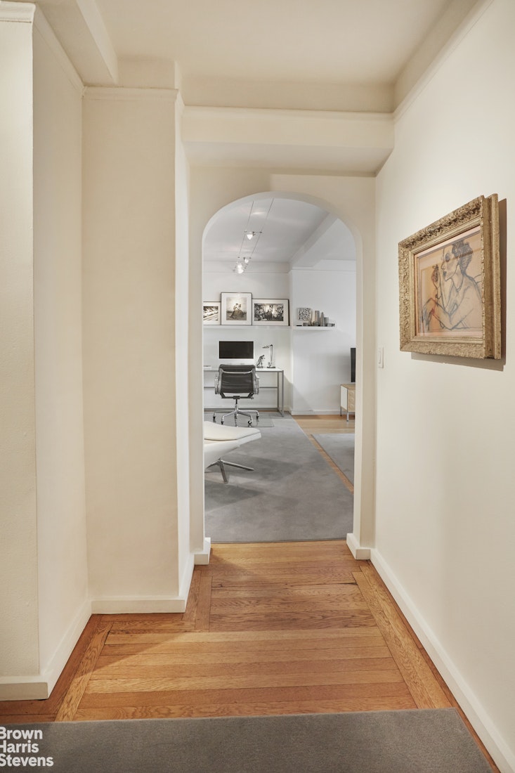 2 Horatio Street, Unit 4B Manhattan, NY 10014 - Photo 5 of 13