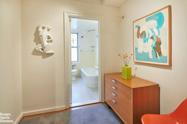 $699,000 | 2 Horatio Street, Unit 4B | West Village