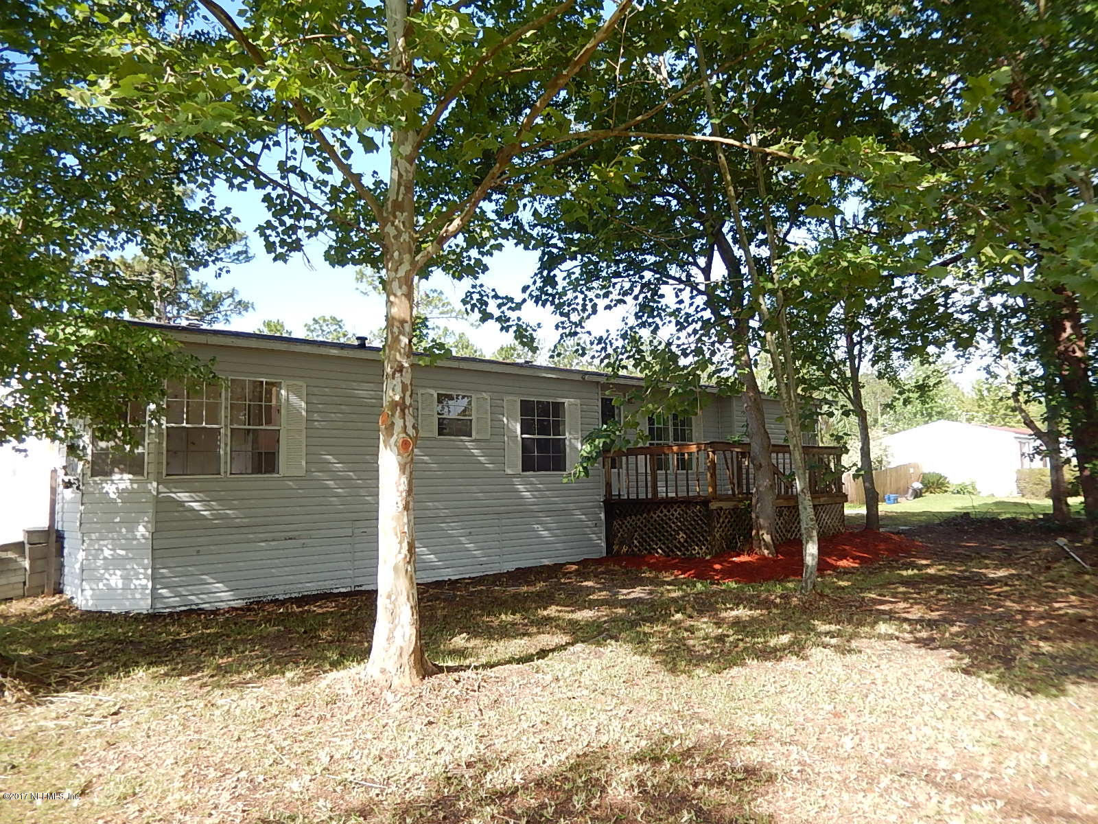 2592 Russell Road Green Cove Springs, FL 32043 - Photo 3 of 33 side - view 2